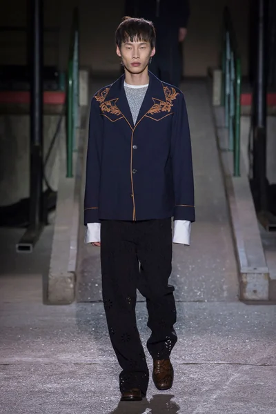 Look 20